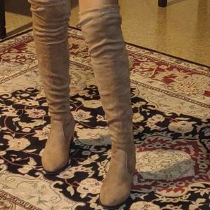 🚫🚫Sold🚫🚫Over The Knee Tan Boots